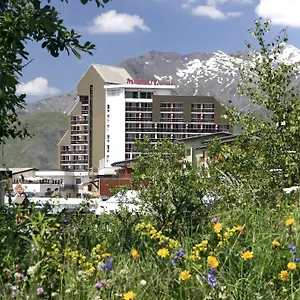 Отель Mercure Les Deux-alpes 1800